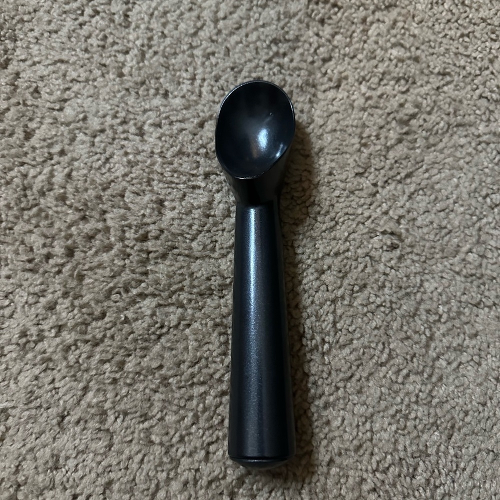 Amazon Black Ice Cream Scoop